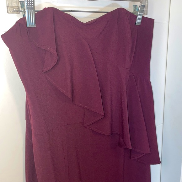 Size 8 HALSTON evening gown - Picture 11 of 13